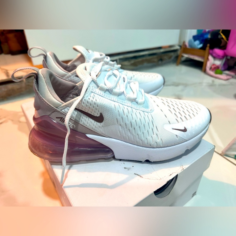 NIKE air max 270
